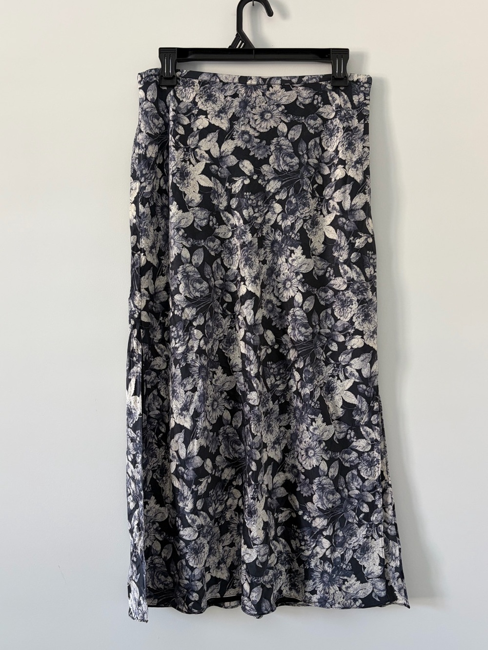 Cinq a Sept Photo Real Adis Midi Photorealistic Slate Blue Gray Silk Skirt 8